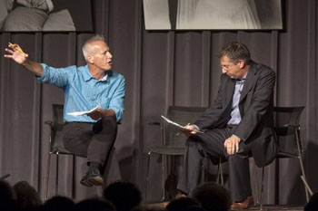 Larry Yando (Chicago Shakespeare Theater) discusses notes with Barry Edelstein.